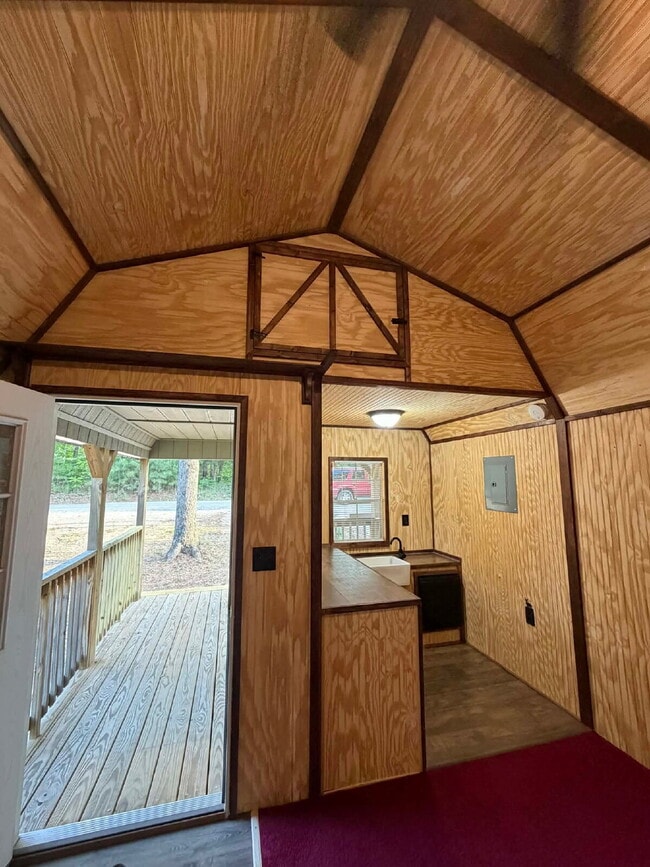 Foto del edificio - Charming 1-Bedroom Home with Modern Amenities in Longview, TX! - Available in May