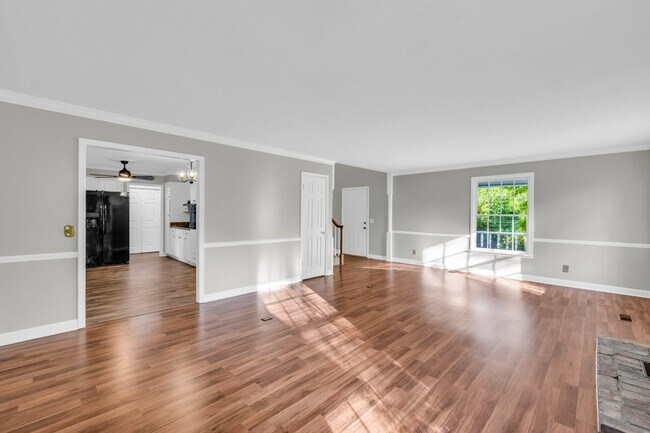 Foto del edificio - 1609 Chickasaw Dr