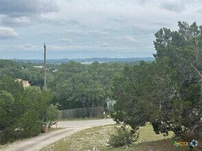 Building Photo - 1502 Canyon Trce