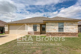 Building Photo - 3509 Lorena Dr