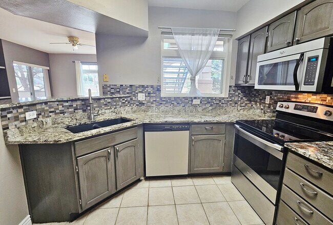 Foto del edificio - 780 Copper Ln