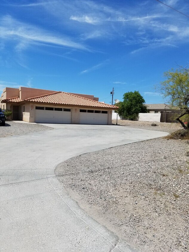 Primary Photo - 3515 El Toro Dr A &amp; B