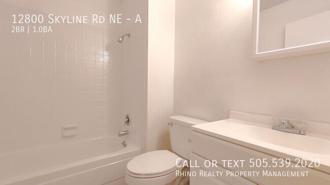 Foto del edificio - 12800 Skyline Rd NE