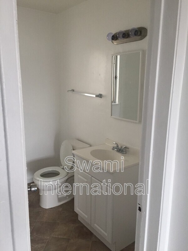 Foto del edificio - 2030 E Florence Ave