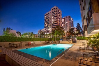 Foto principal - 875 Comstock Ave