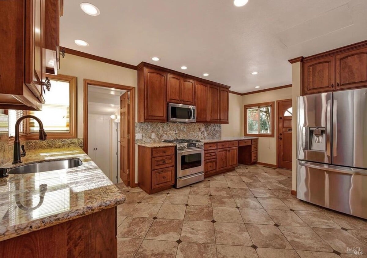 Foto principal - 520 Juilliard Park Dr