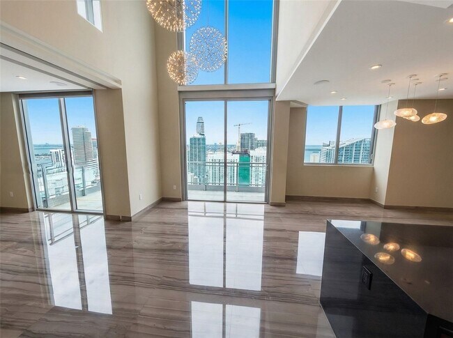 Foto del edificio - 92 SW 3rd St
