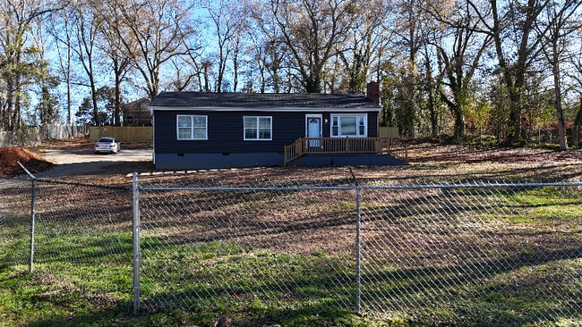 Building Photo - 5707 Frontage Rd