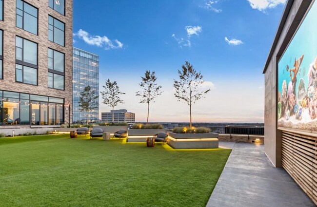Foto del edificio - 1650 Silver Hill Dr