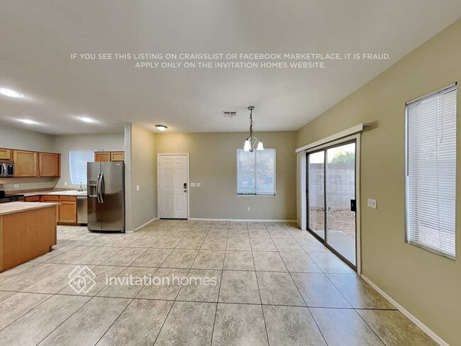 Foto del edificio - 22045 N 30th Dr