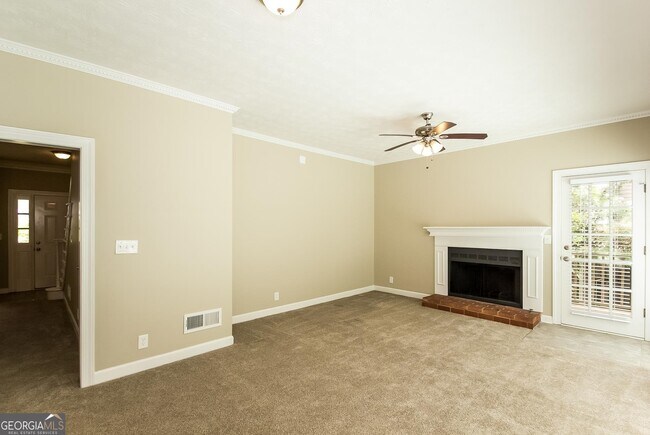 Building Photo - 1177 Justin Ln