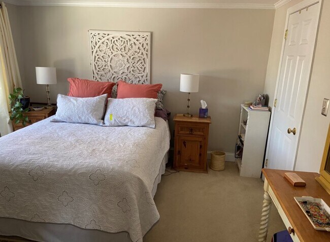 Foto del edificio - 19 Railroad St