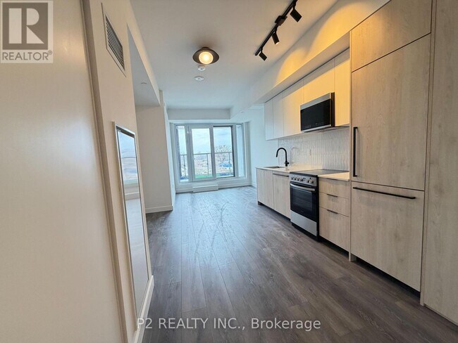 Building Photo - 1635 Military Trail
