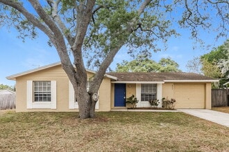 Building Photo - 904 Briarcliff Dr