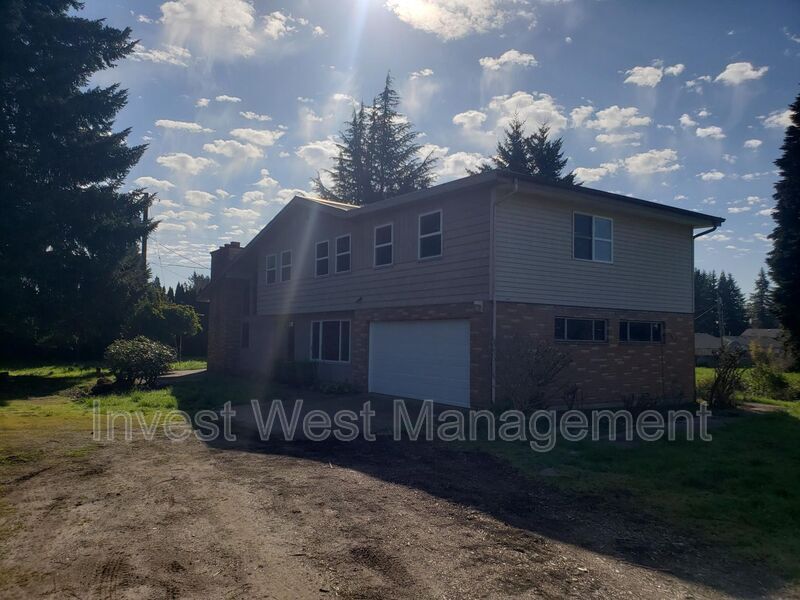Primary Photo - 3405 NE 88th St