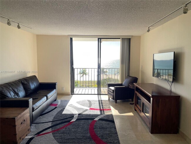 Foto del edificio - 2625 Collins Ave
