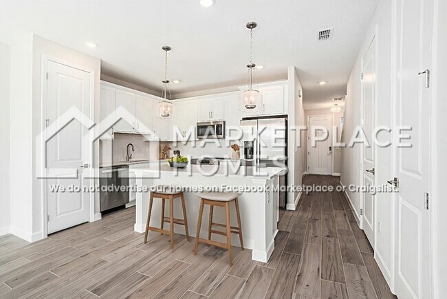 Building Photo - 7678 Deer Vly Cir