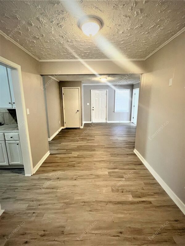 Foto del edificio - 2658 Brookwood Dr