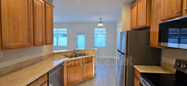 Foto del edificio - 1626 J Lawson Blvd
