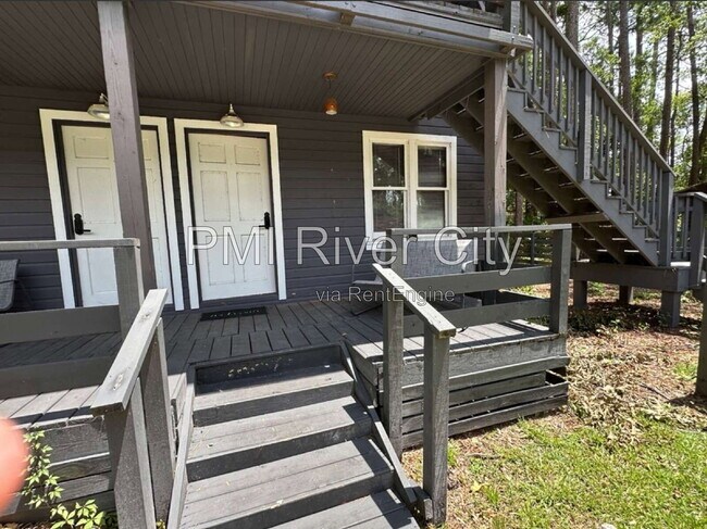 Foto del edificio - 11415 Dobson Dr