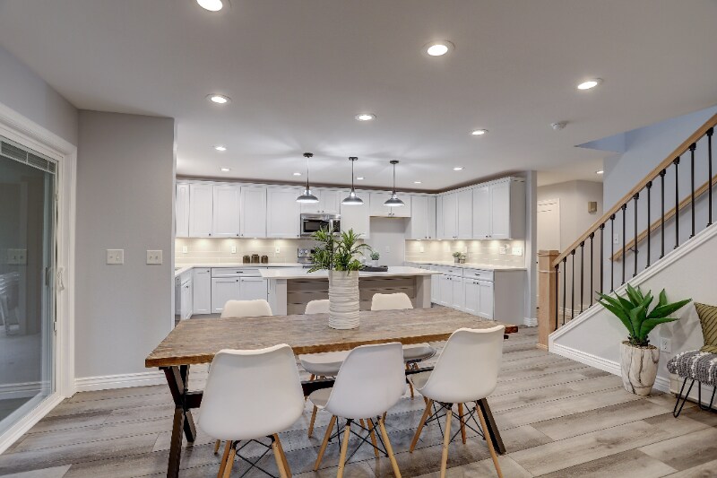 Foto principal - 2716 Parklake Dr