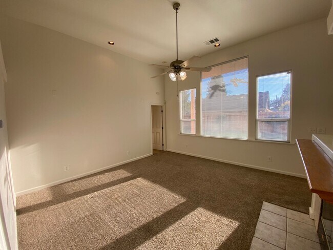 Foto del edificio - Available soon, beautiful home nestled in ...