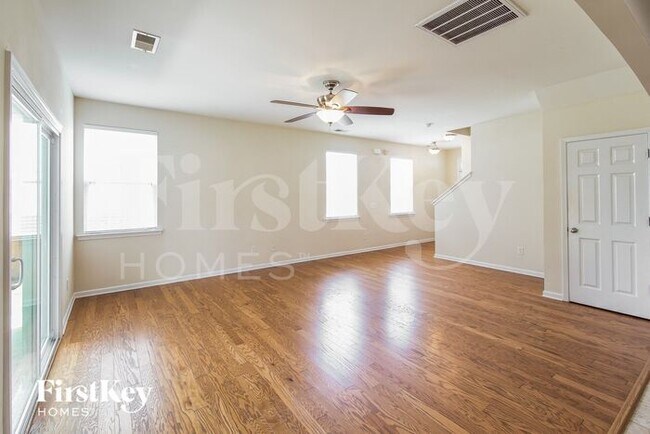 Foto del edificio - 224 Laurel Crest Way