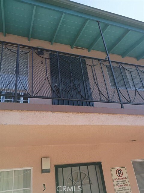 Foto del edificio - 711 N Soldano Ave