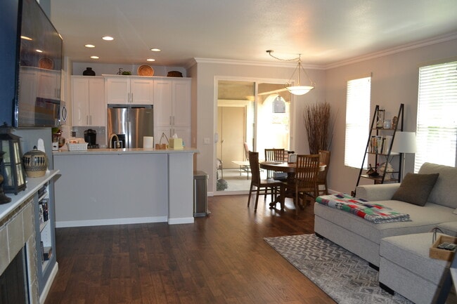 Foto del edificio - Elisa Ln