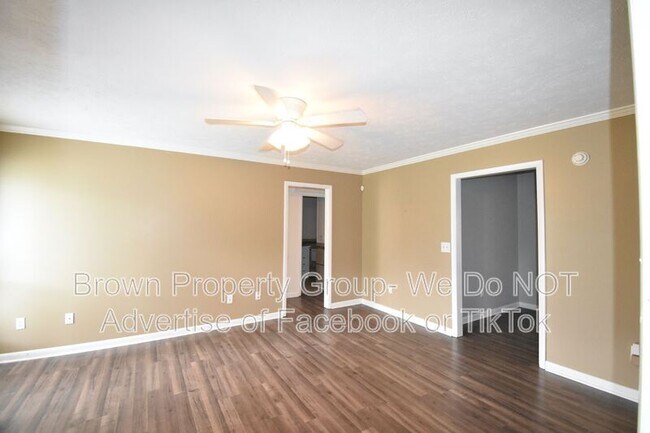 Building Photo - 6897 Kingsgate Dr