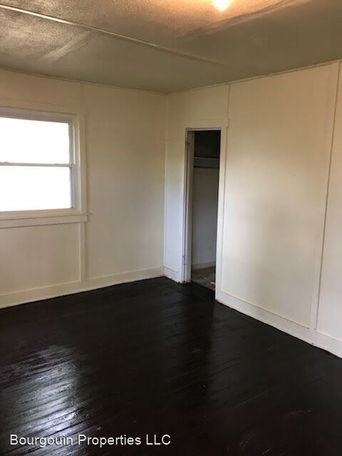 Building Photo - 2 br, 1 bath House - 228 East St