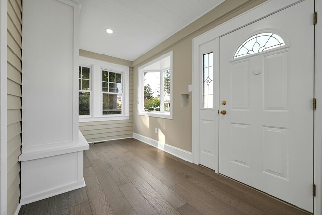 Photo - 25 Marinus St House