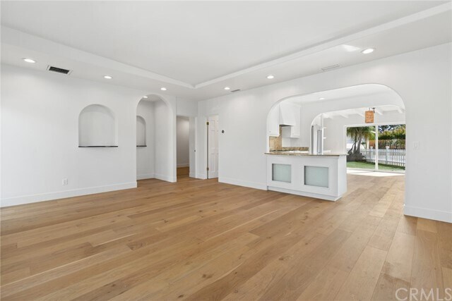 Foto del edificio - 369 E 20th St