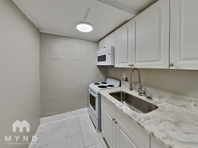 Foto del edificio - 210 Pine St