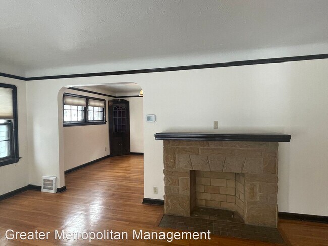 Foto del edificio - 2 br, 1.5 bath House - 1195 Haselton Road