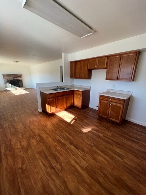 Building Photo - 49392 Senilis Ave