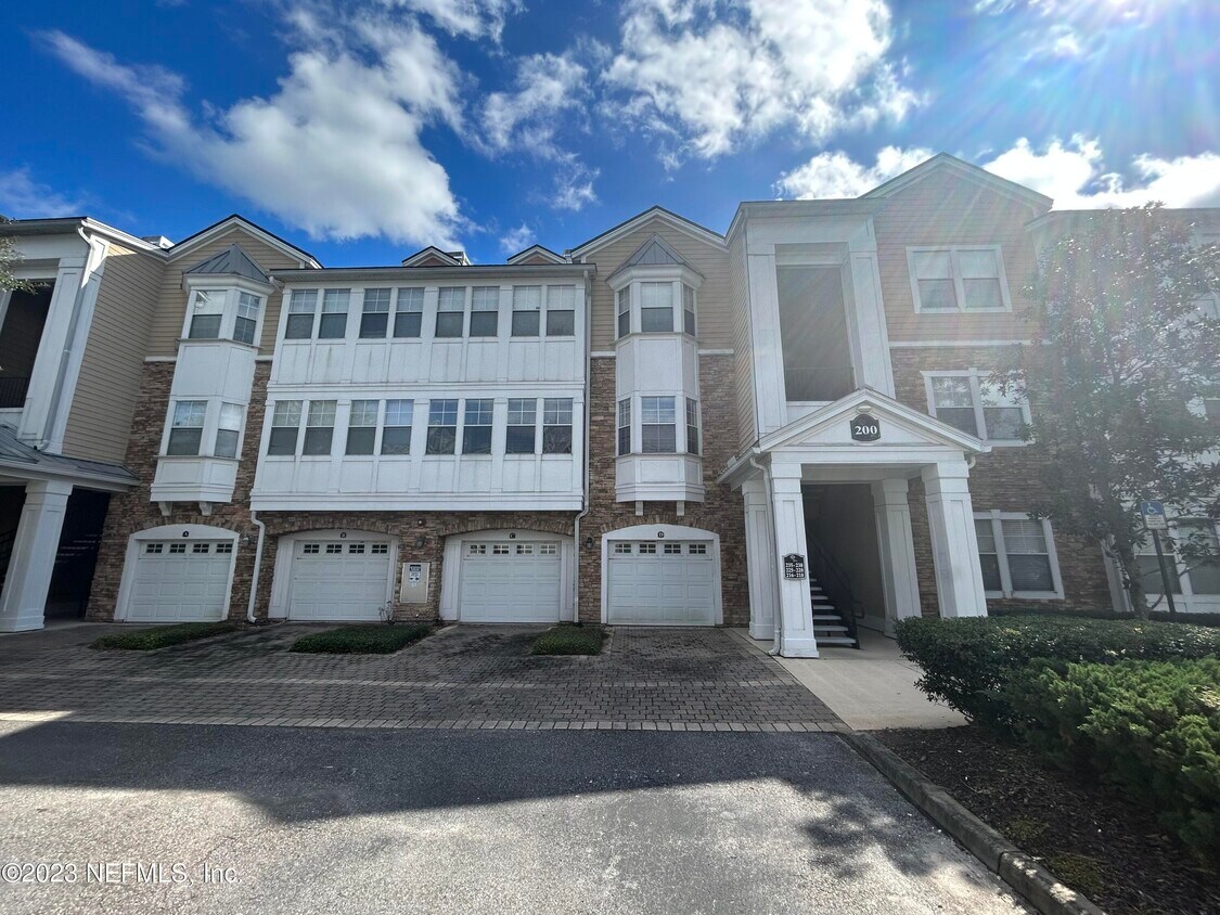 8550 Touchton Rd Unit 225, Jacksonville, FL 32246 Condo for Rent in