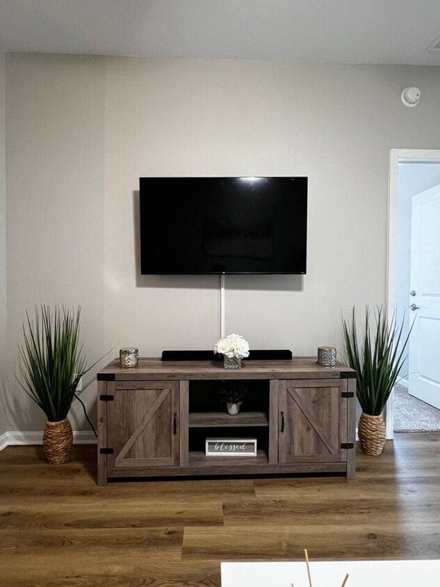 Foto del edificio - Rowandale 24