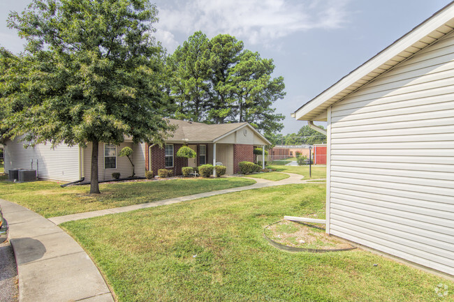 Building Photo - West Memphis Senior Apartment Homes