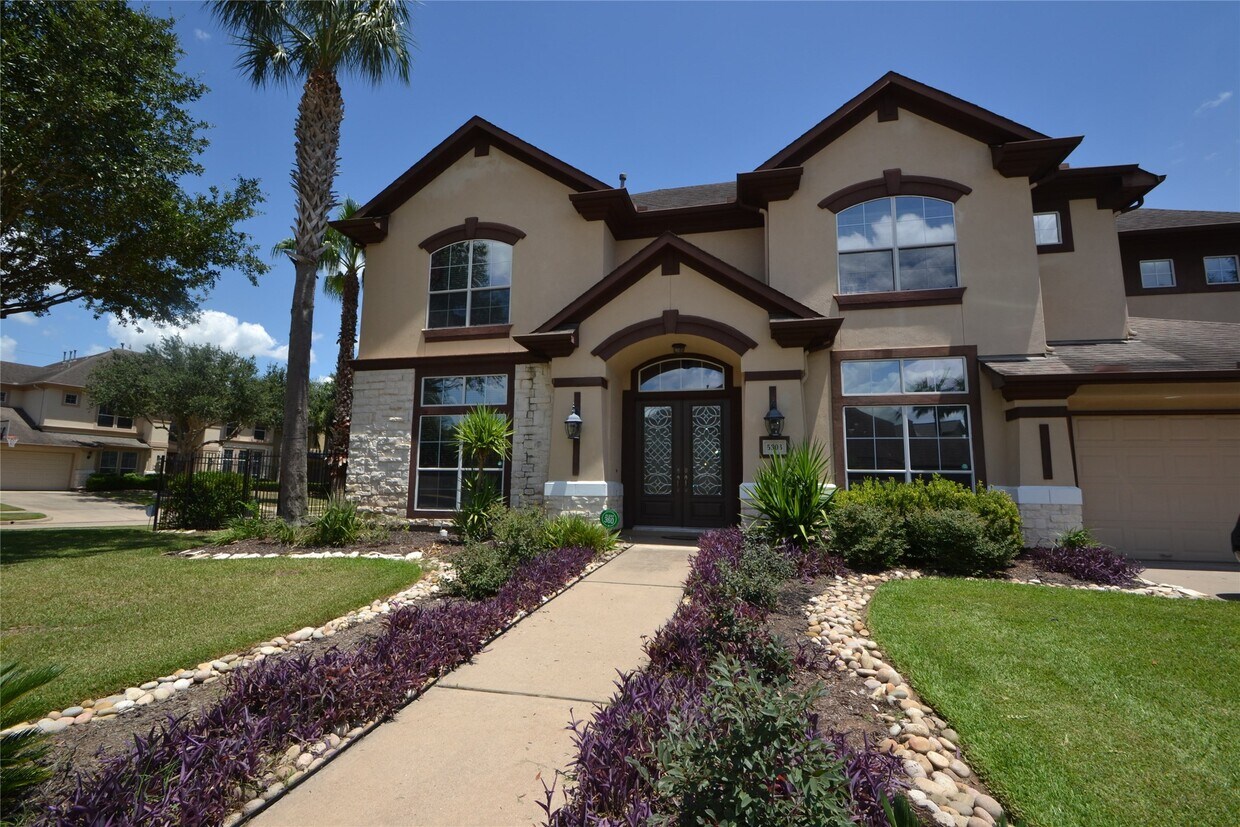 Foto principal - 5303 Fenwick Way Ct