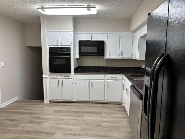 Foto del edificio - 5314 Omalley Ln