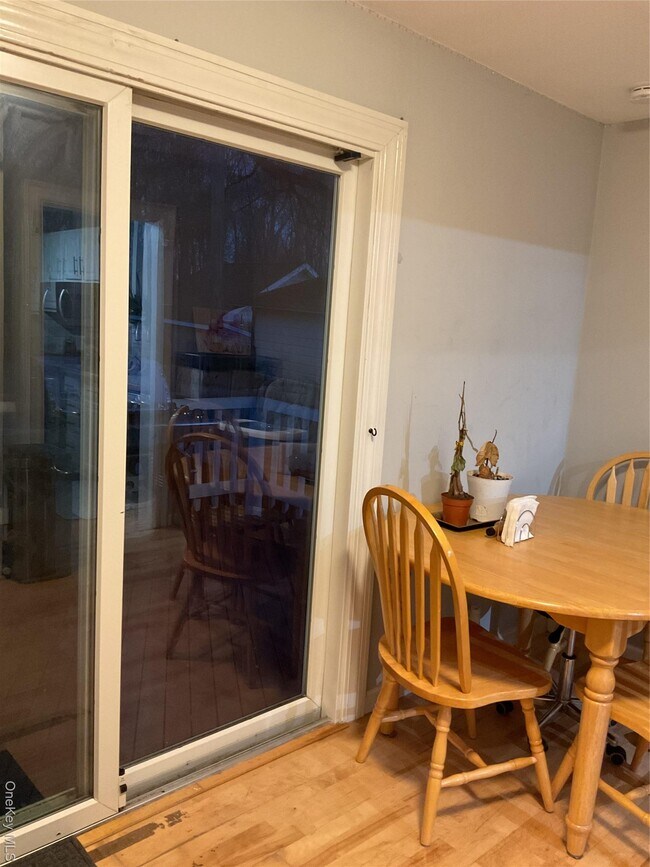 Foto del edificio - 24 Cooledge Dr