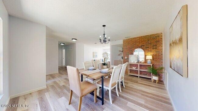 Foto del edificio - 10 Coral Reef Ct S