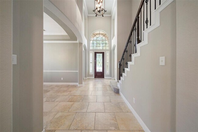 Building Photo - 38 Winhall Pl