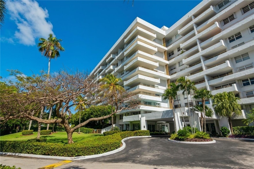 155 Ocean Ln Dr Unit 203, Key Biscayne, FL 33149 Condo for Rent in
