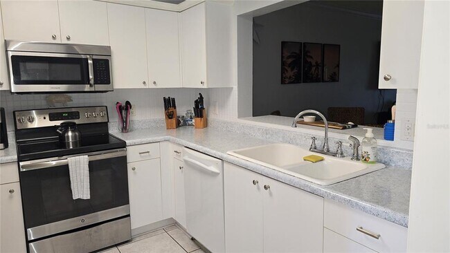 Foto del edificio - 2725 Terra Ceia Bay Blvd