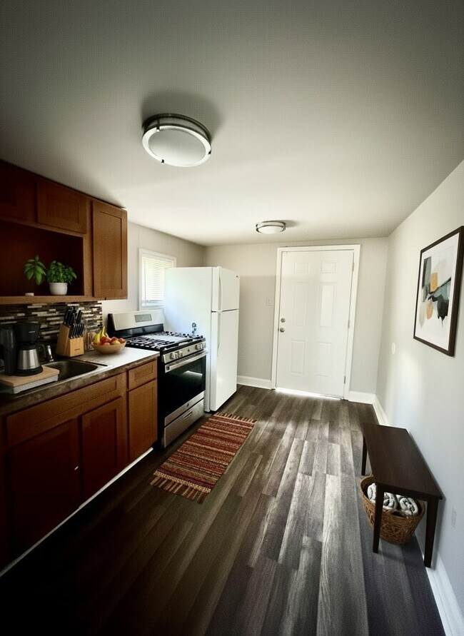 Photo - 88 E Garfield St Townhome