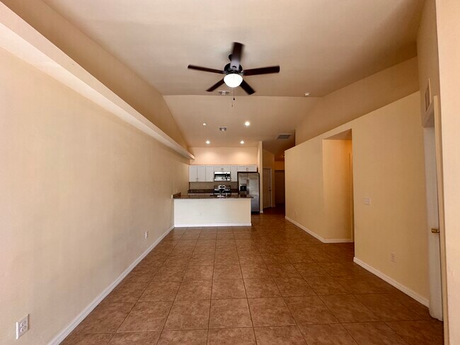 Foto del edificio - 1033 SE 12th St