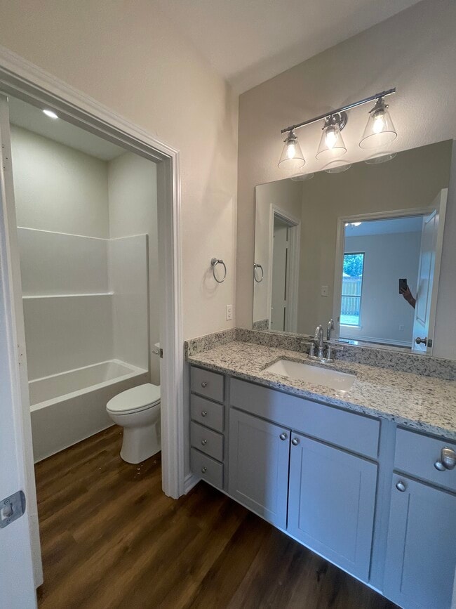 Foto del edificio - 4073 County Rd 152 W