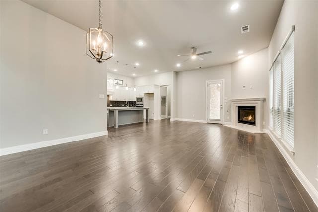 Foto del edificio - 17558 Bottlebrush Dr